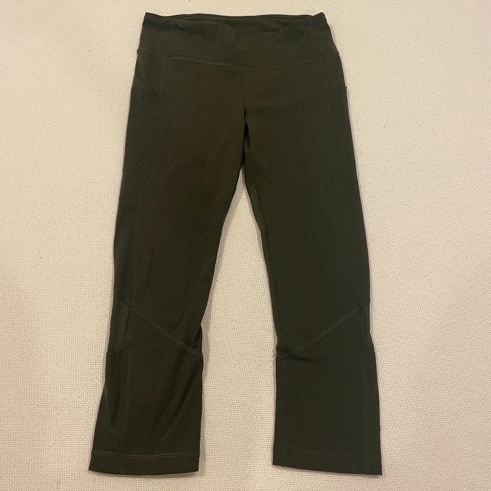 Lululemon Olive cropped leggings